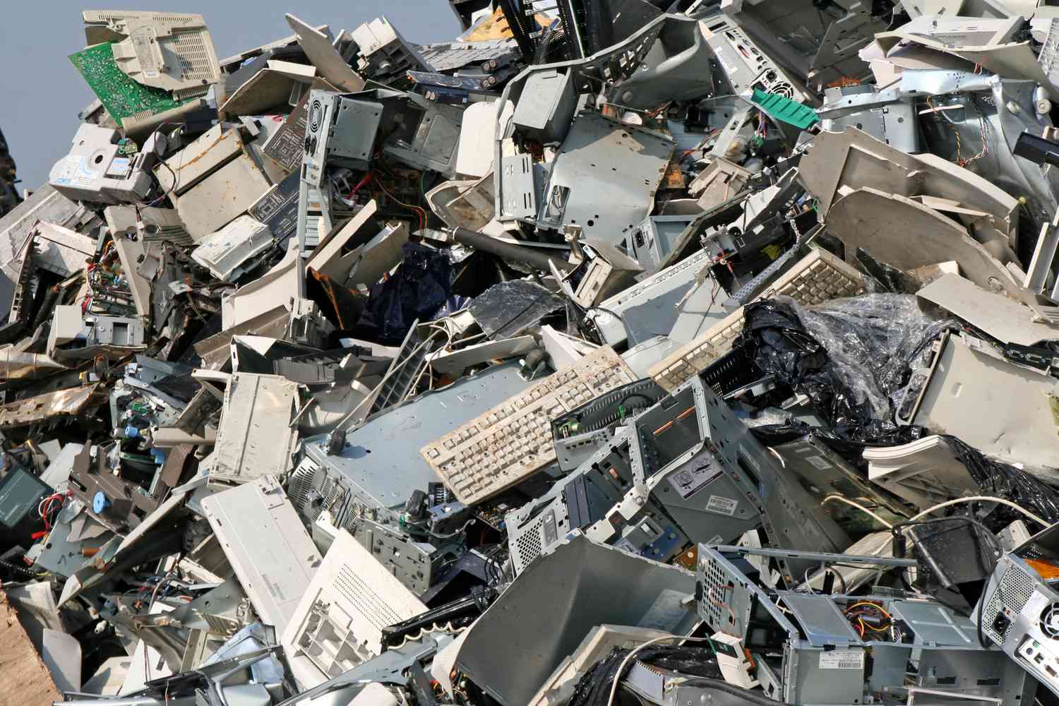 What Is E-Waste and Why Is It a Drawback?